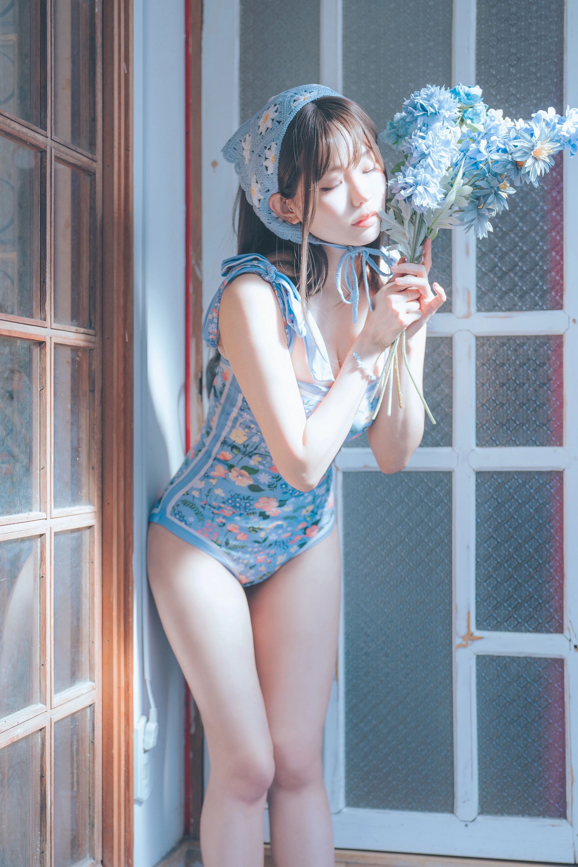 ElyEE子 - NO.124【寫真8月訂閱】D-復古水藍花 Vintage Aqua Blossom 1