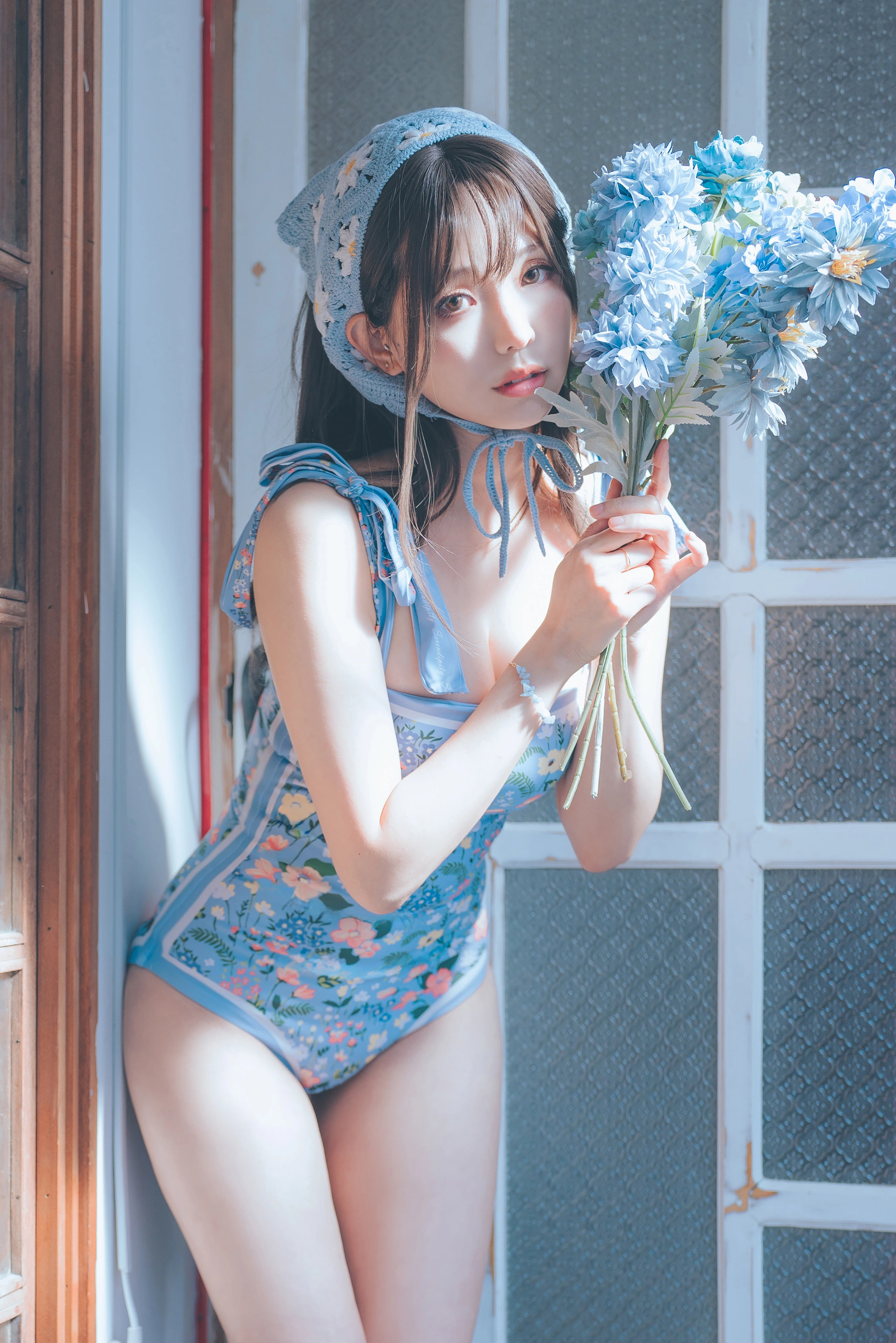 ElyEE子 - NO.124【寫真8月訂閱】D-復古水藍花 Vintage Aqua Blossom 2